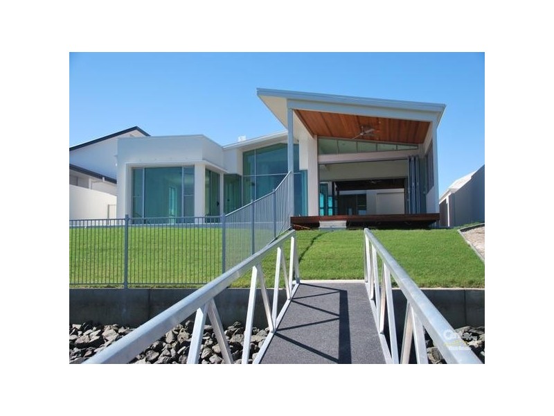 9 Windward Place, Jacobs Well QLD 4208