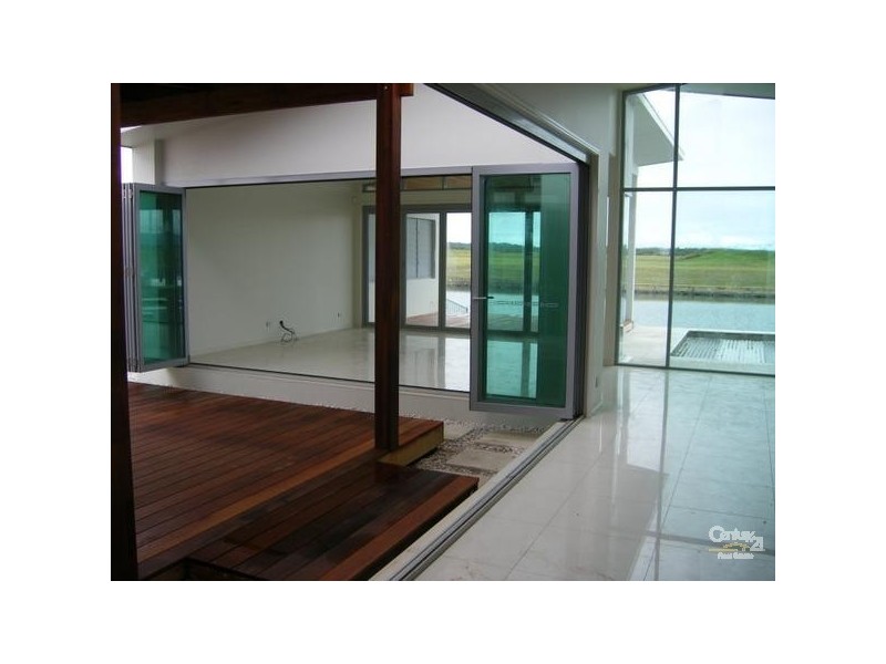 9 Windward Place, Jacobs Well QLD 4208