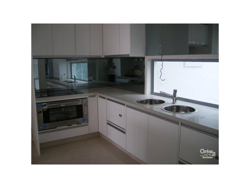 9 Windward Place, Jacobs Well QLD 4208