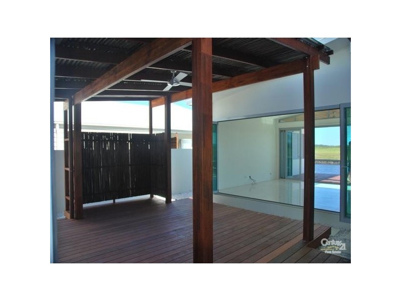 9 Windward Place, Jacobs Well QLD 4208