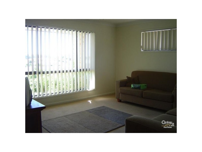 49 Tipuana, Elanora QLD 4221