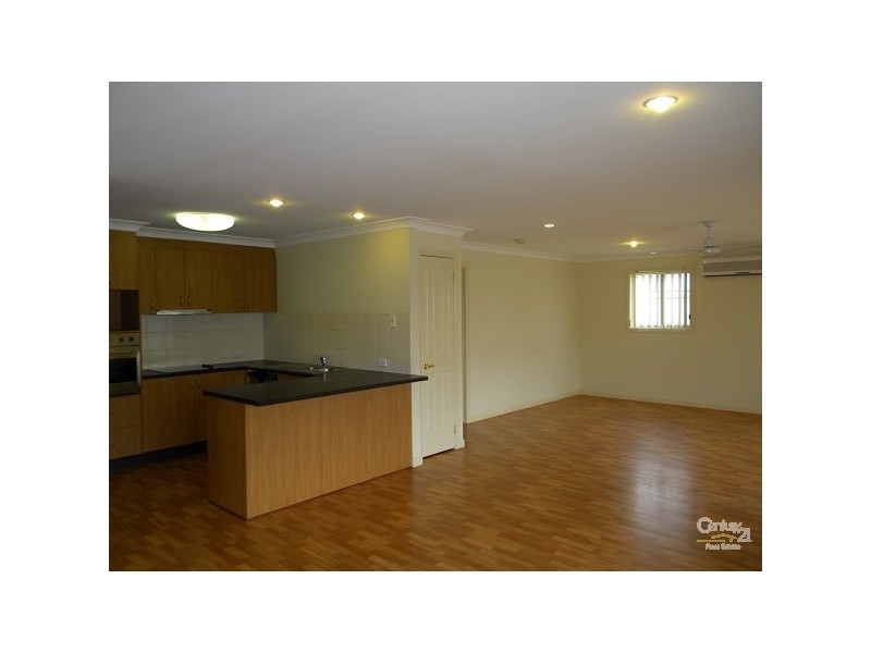 1/7 MAPLETON CRESCENT, Varsity Lakes QLD 4227