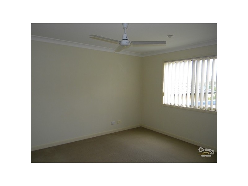 1/7 MAPLETON CRESCENT, Varsity Lakes QLD 4227