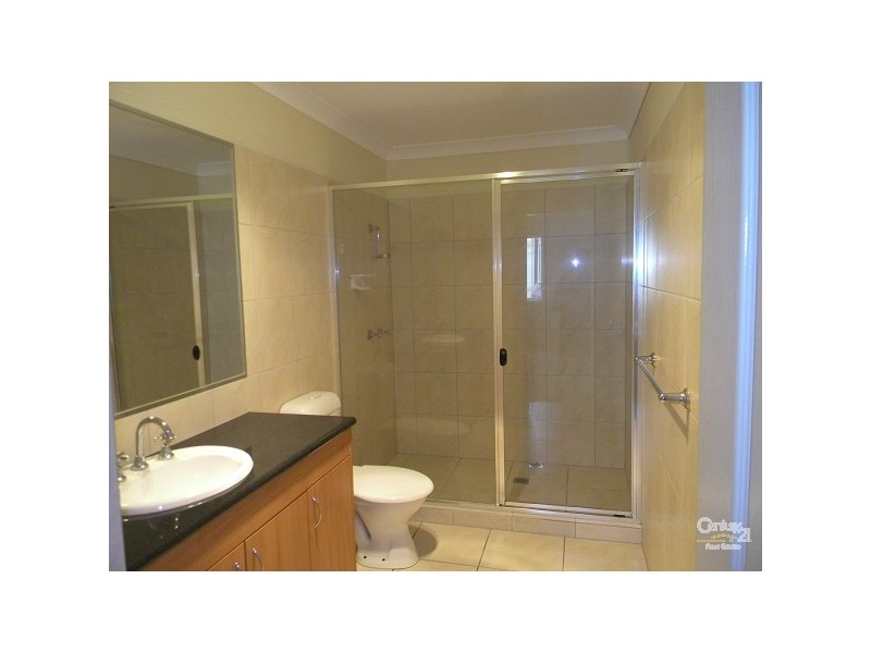 1/7 MAPLETON CRESCENT, Varsity Lakes QLD 4227