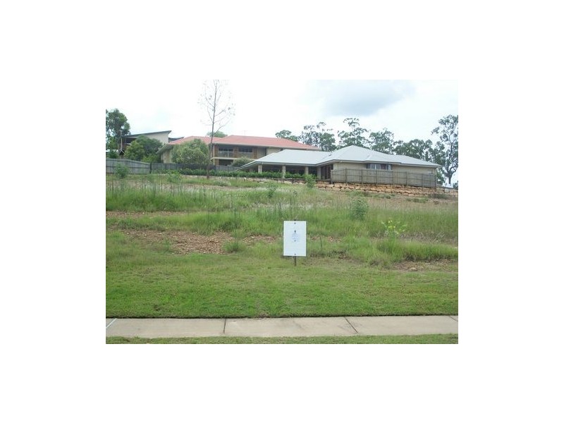 28 Rufous Crescent, Brookwater QLD 4300
