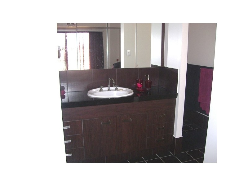 Springfield Lakes QLD 4300