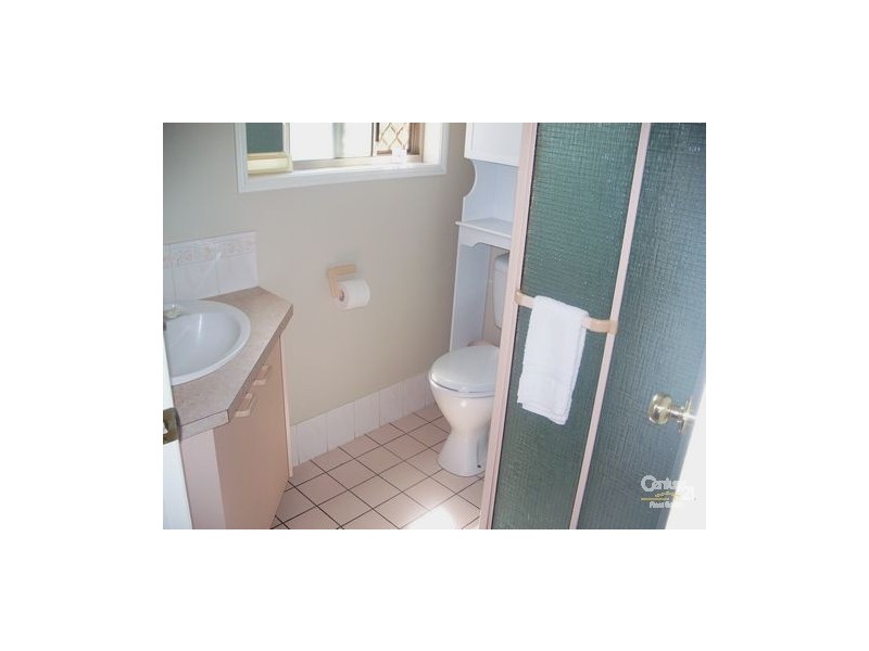 2 Mistletoe Court, Camira QLD 4300