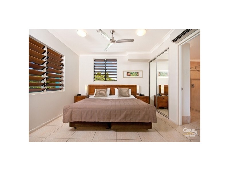 Port Douglas QLD 4877