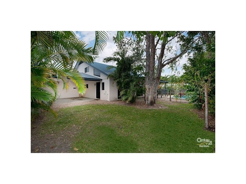 Port Douglas QLD 4877