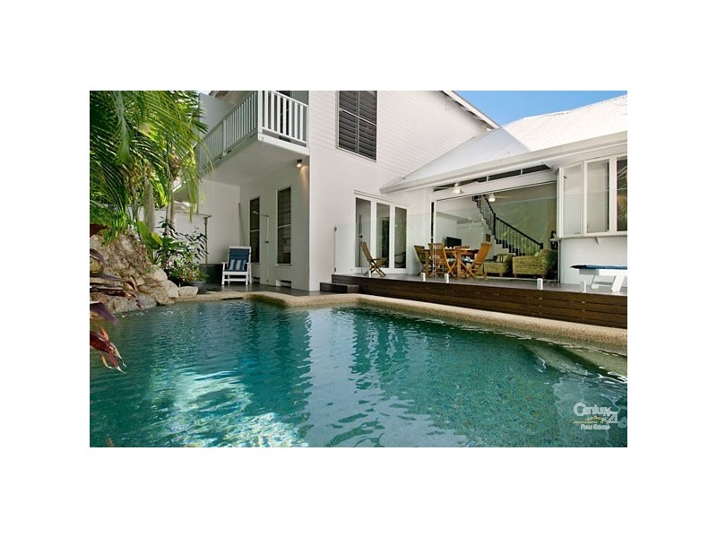 Port Douglas QLD 4877