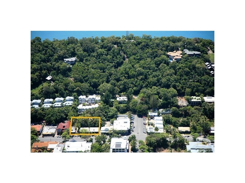 40-42 Macrossan Street, Port Douglas QLD 4877