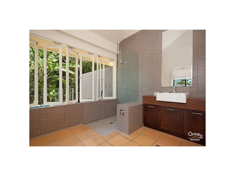 35 Ocean View Road, Port Douglas QLD 4877