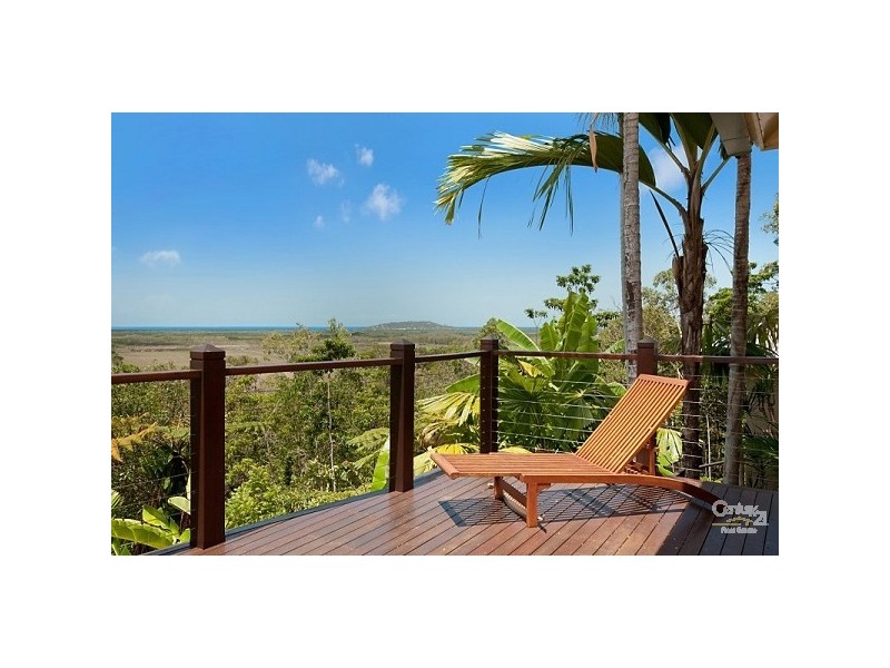 35 Ocean View Road, Port Douglas QLD 4877