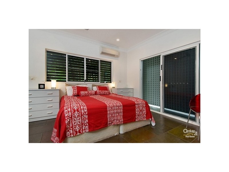 24 Limpet Ave, Port Douglas QLD 4877