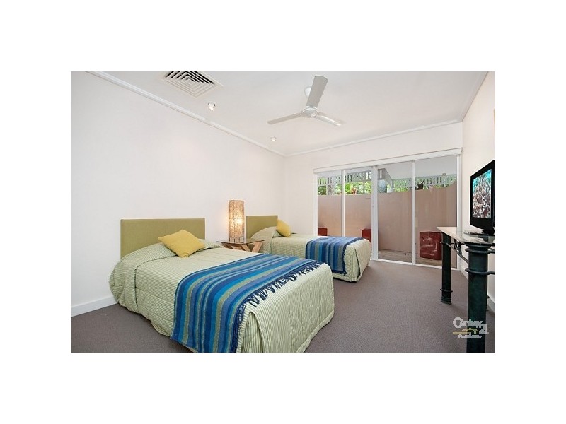 Port Douglas QLD 4877