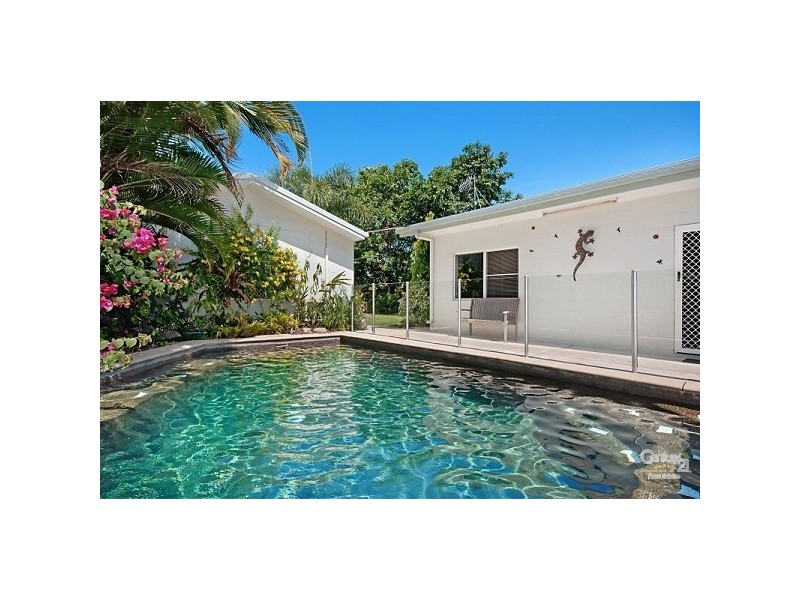 Cooya Beach QLD 4873