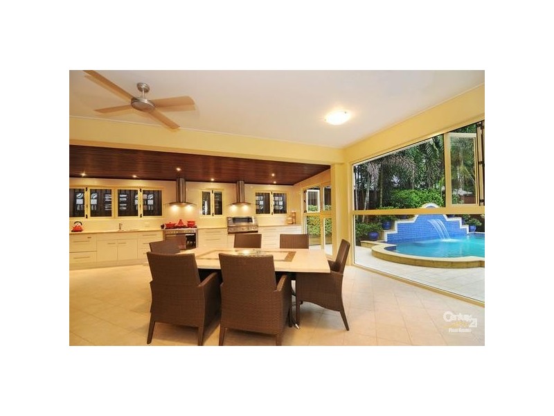 Port Douglas QLD 4877