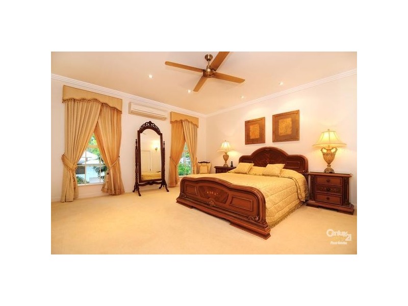 Port Douglas QLD 4877