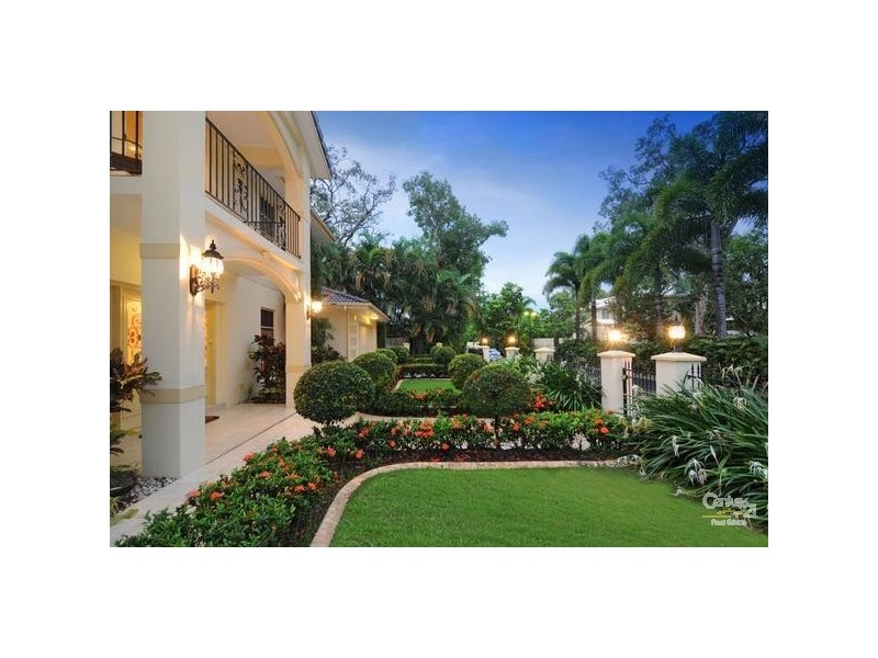 Port Douglas QLD 4877