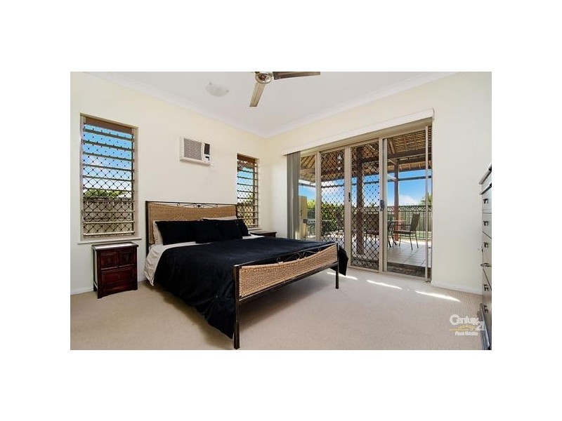 Port Douglas QLD 4877