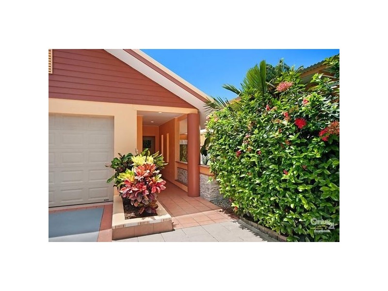 105 St Crispins Ave, Port Douglas QLD 4877