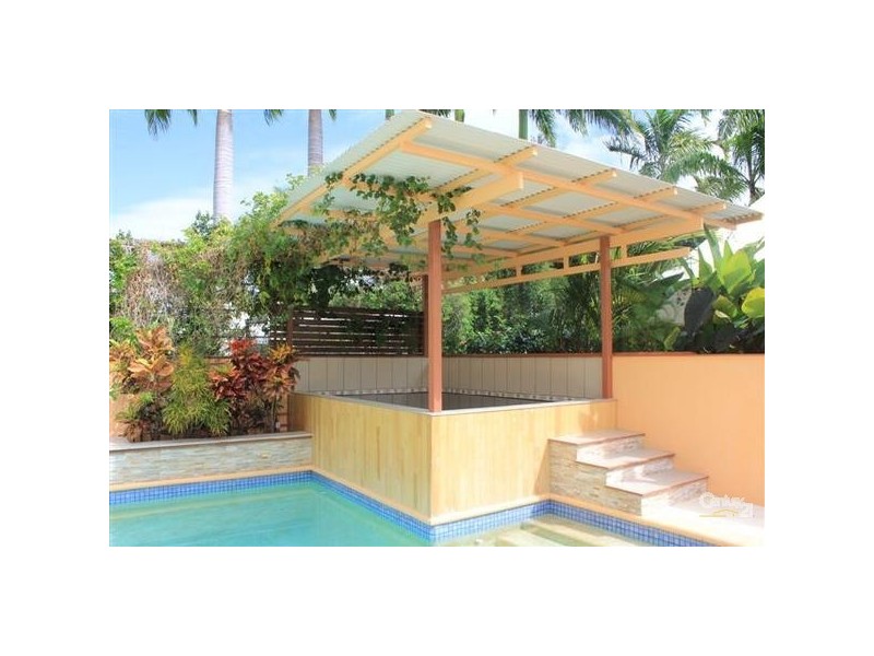 105 St Crispins Ave, Port Douglas QLD 4877