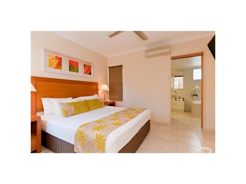 Port Douglas QLD 4877