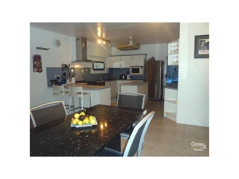 Cooya Beach QLD 4873