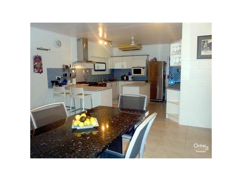 Cooya Beach QLD 4873