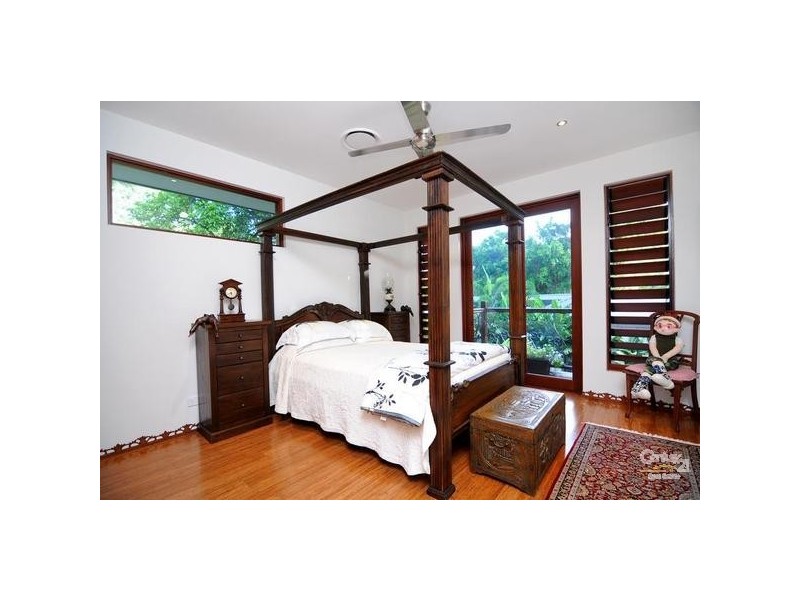 12 Reef Street, Port Douglas QLD 4877