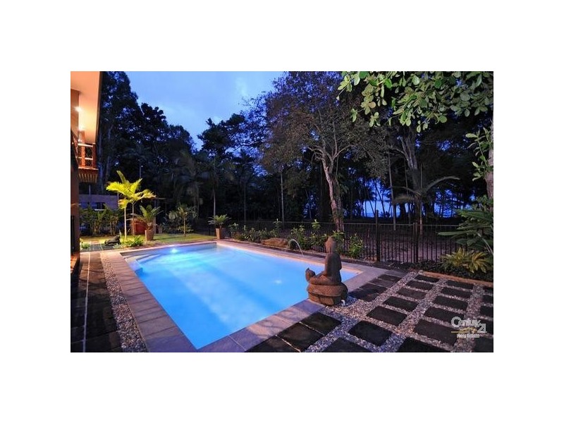 12 Reef Street, Port Douglas QLD 4877