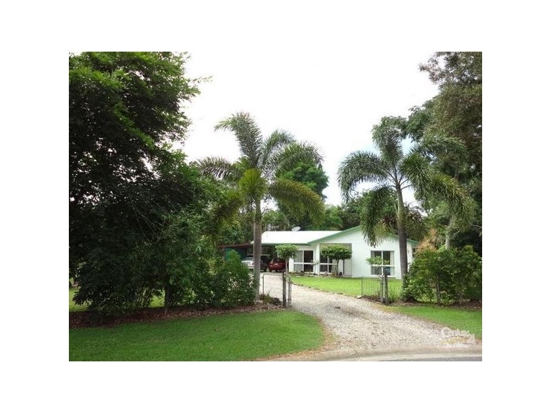 Cooya Beach QLD 4873