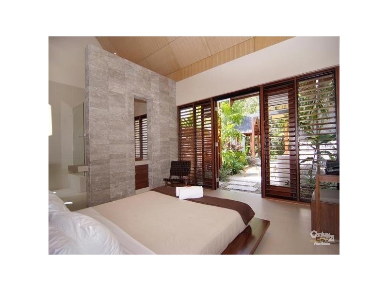 Port Douglas QLD 4877