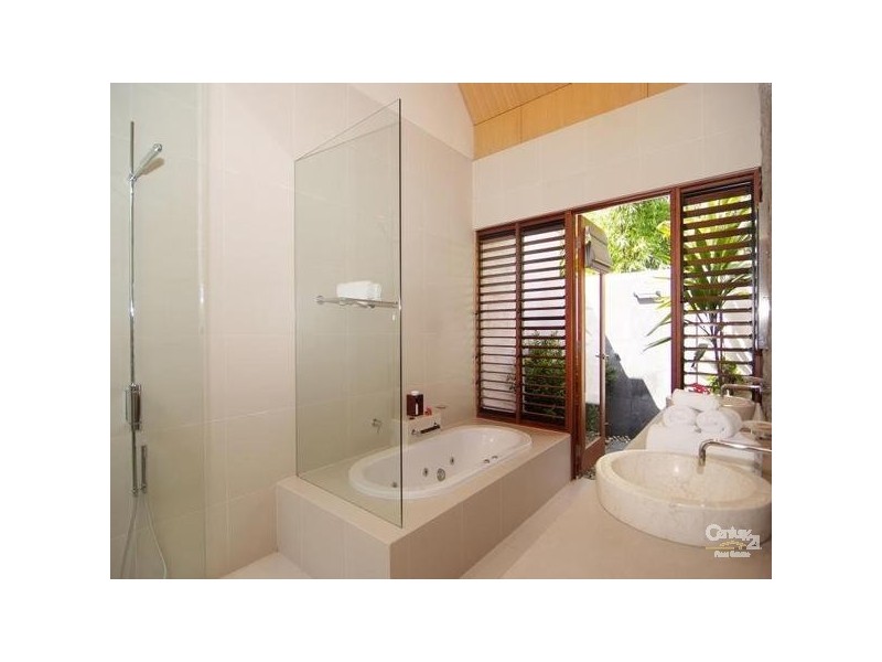 Port Douglas QLD 4877