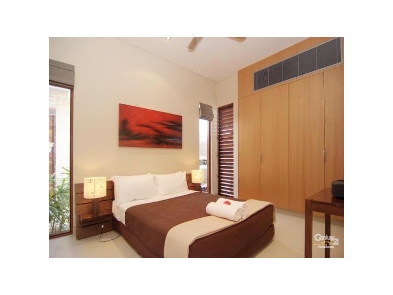 Port Douglas QLD 4877