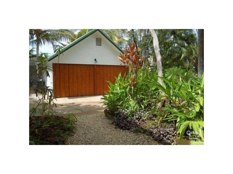 Port Douglas QLD 4877