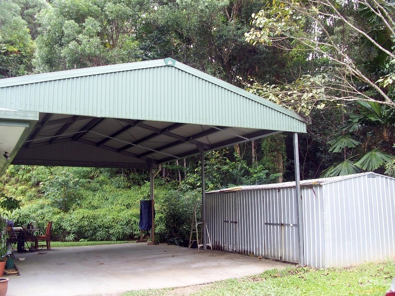 114 Kahana Road, Whyanbeel QLD 4873