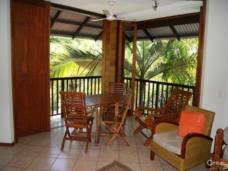 Port Douglas QLD 4877