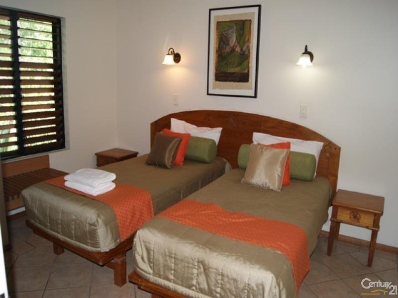 Port Douglas QLD 4877