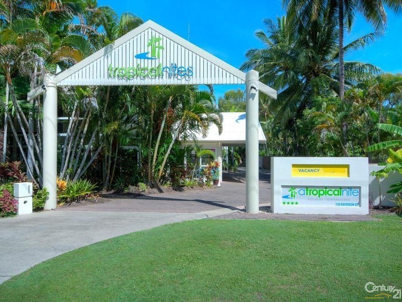 Port Douglas QLD 4877