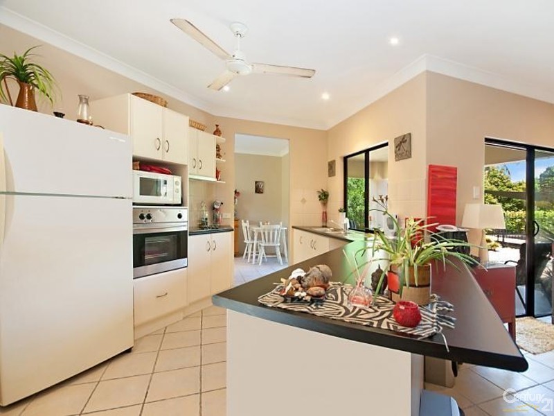 19 Shalom Close, Cooya Beach QLD 4873