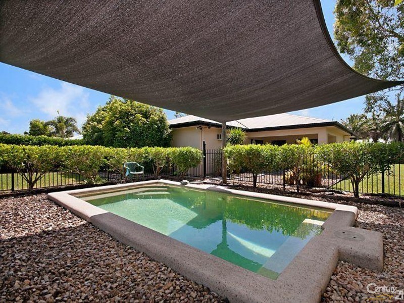 19 Shalom Close, Cooya Beach QLD 4873