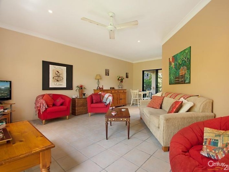 19 Shalom Close, Cooya Beach QLD 4873