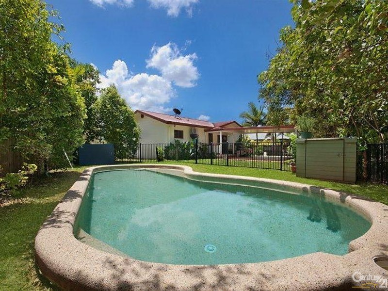 22 White Oak Drive, Mossman QLD 4873