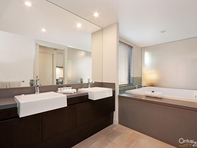 Port Douglas QLD 4877