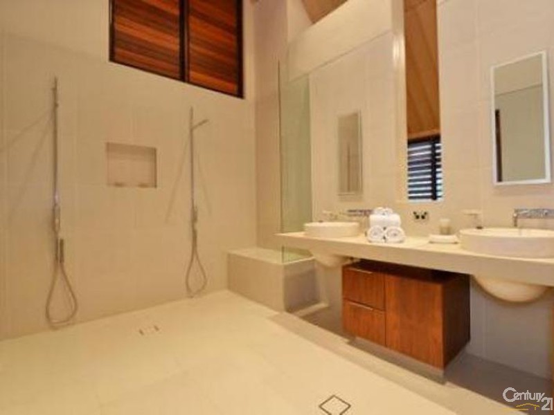 Port Douglas QLD 4877