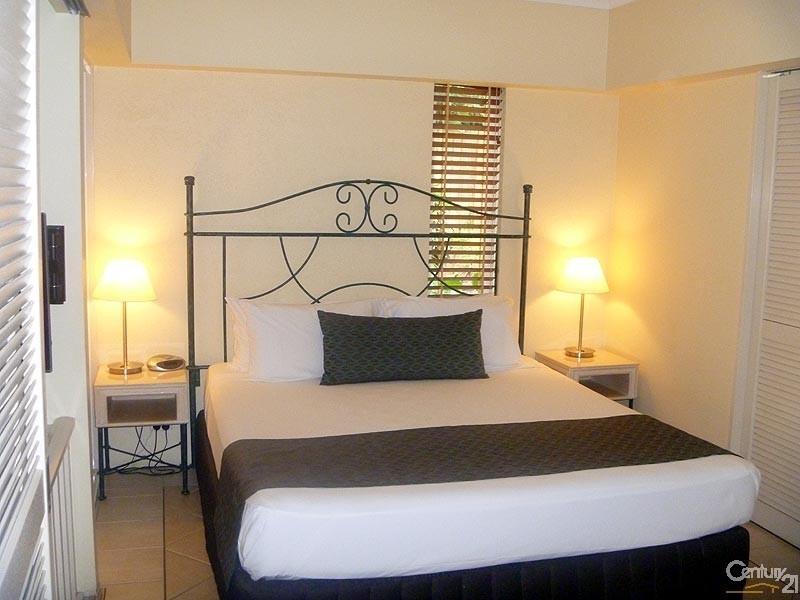 Port Douglas QLD 4877