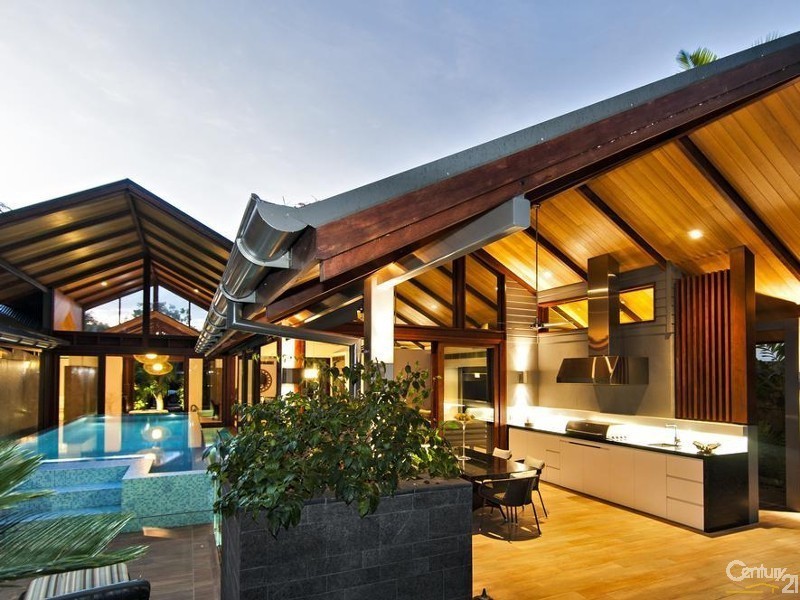 5 Beachfront Mirage, Port Douglas QLD 4877