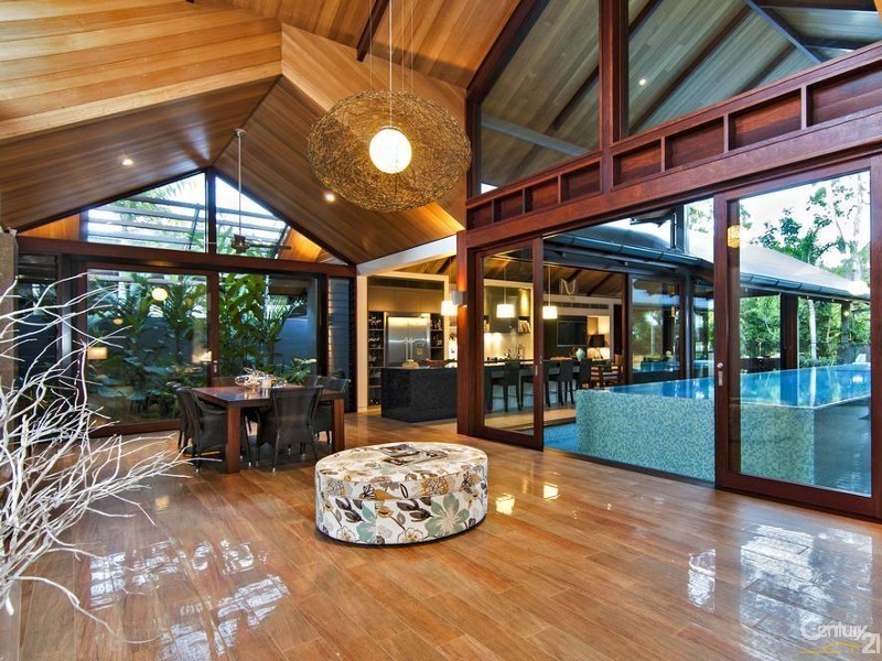 5 Beachfront Mirage, Port Douglas QLD 4877