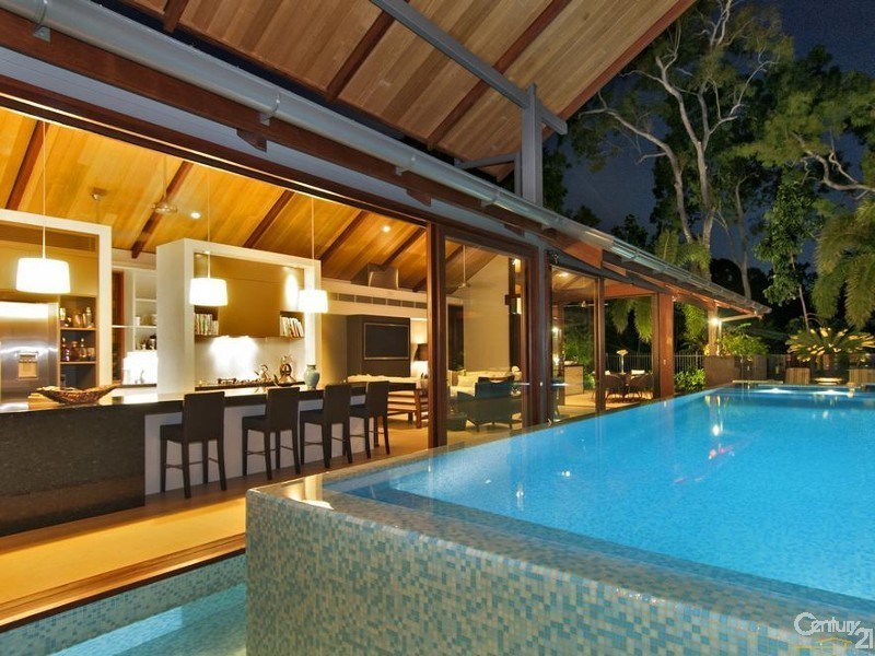 5 Beachfront Mirage, Port Douglas QLD 4877